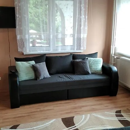 Vackor Vendeghaz Apartment